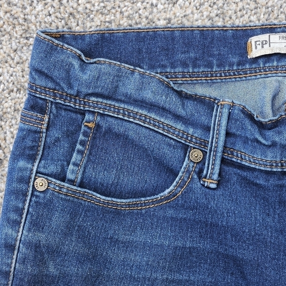 Free People Skinny Ankle Medium Wash Mid Rise Jeans 61855-16515125 Women's 26 - Picture 4 of 15